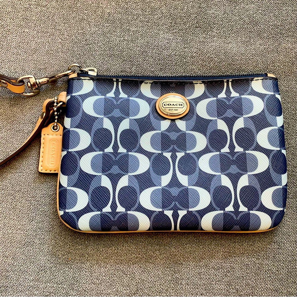 NWOT Coach Peyton Signature Denim/Tan Dream C Wristlet Wallet